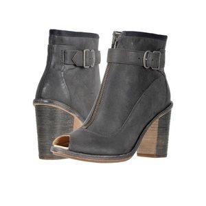 Timberland Open-Toe Ankle Boots